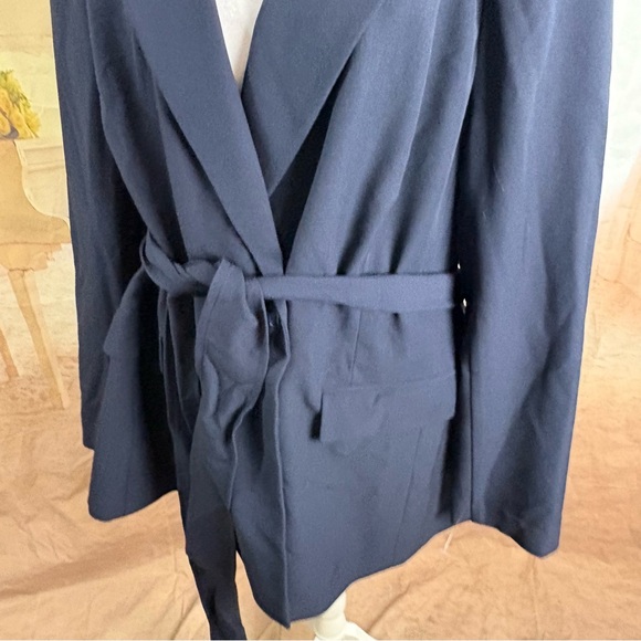 NEW Lane Bryant Dark Blue Perfect Drape Belted Blazer - Picture 7 of 10